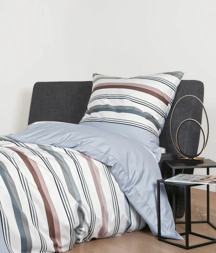 Satin-Bettw. J.D. 135x200 milieu