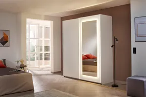 Schwebetürenschrank