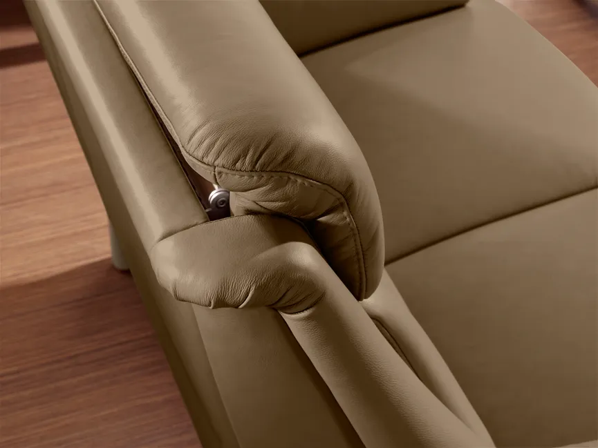 Toulon Sofa 2x62cm detail