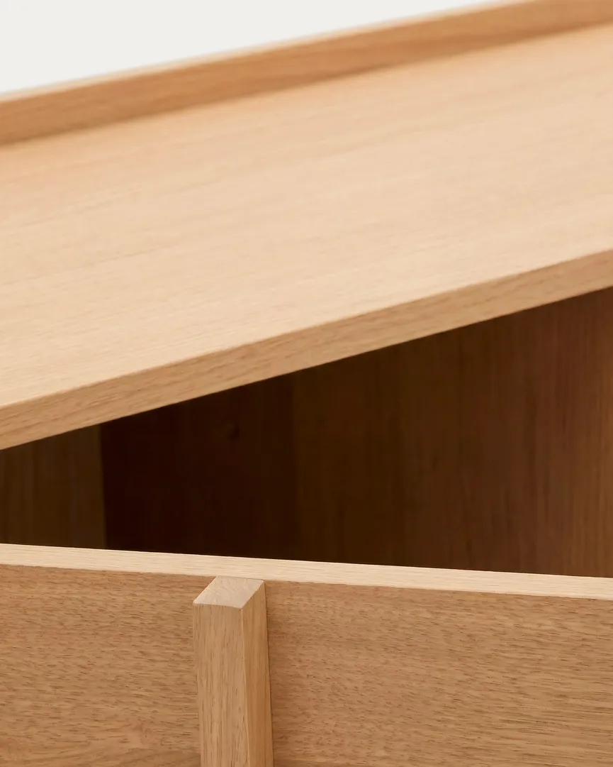 Sideboard detail