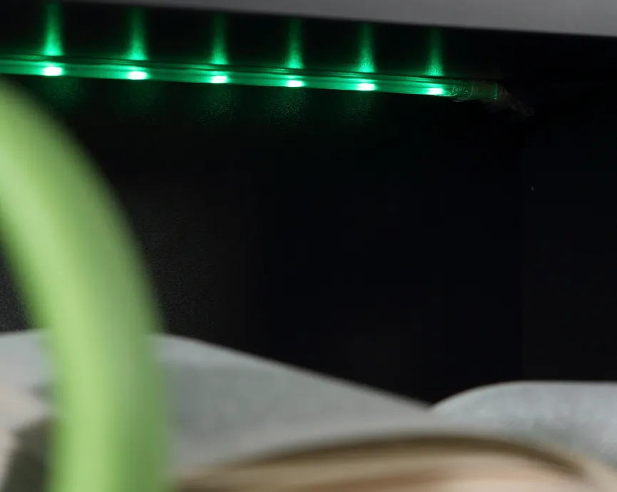 Schreibtisch Gamer Desk detail