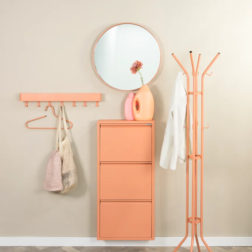 Garderobenständer milieu