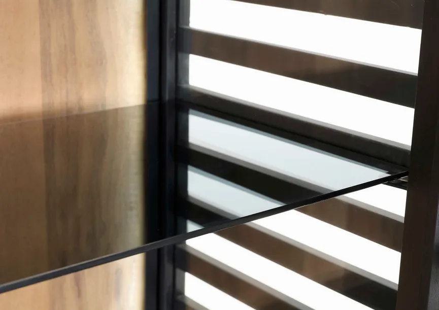 Vitrine 2GT detail