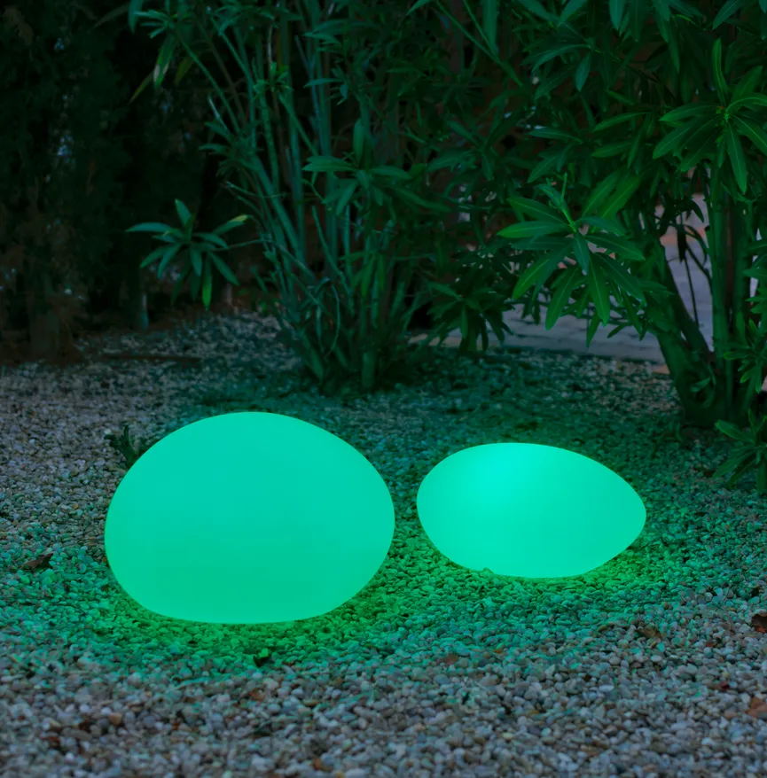 Akku-Bodenlampe "Petra" milieu