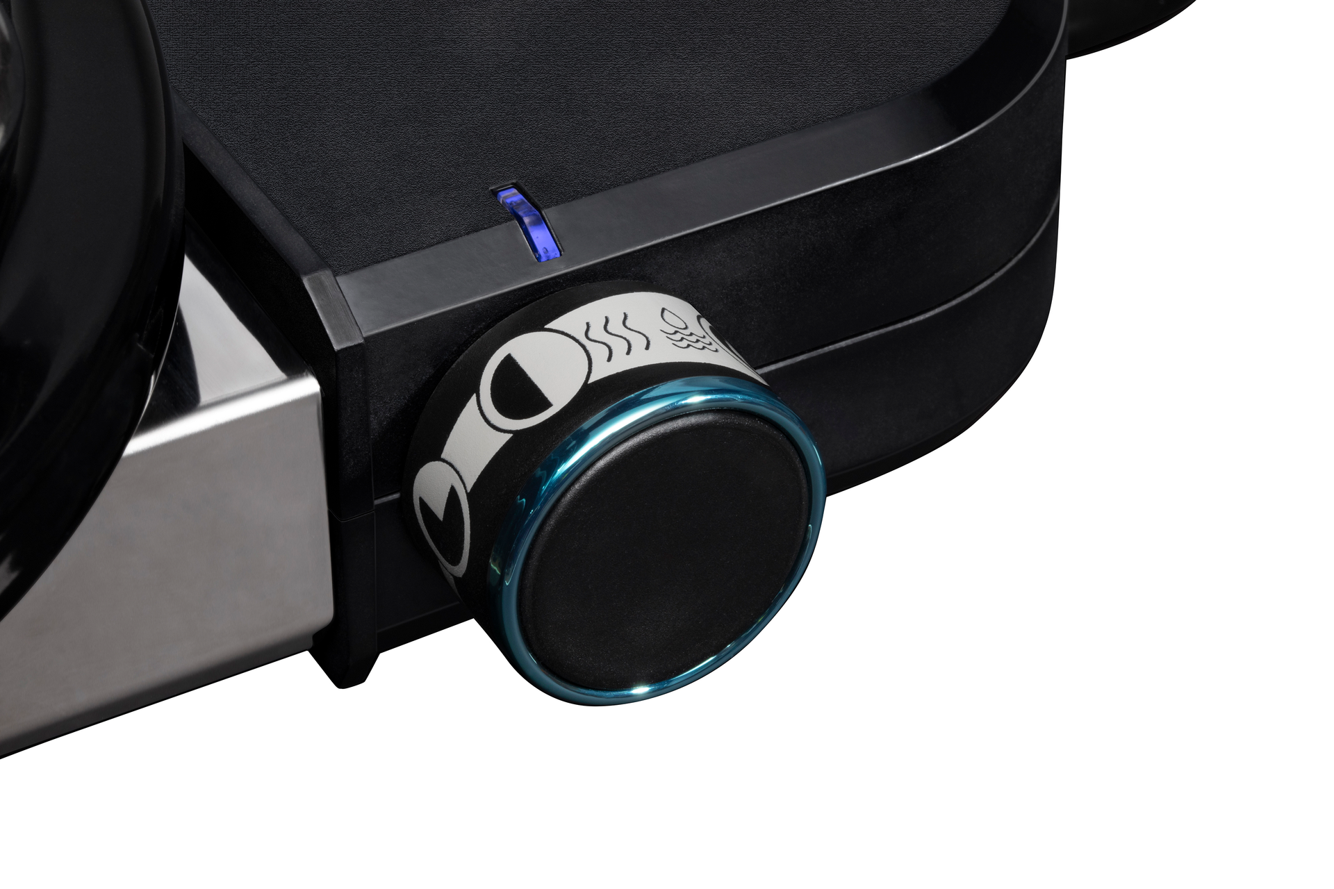 ** Lumin Black detail