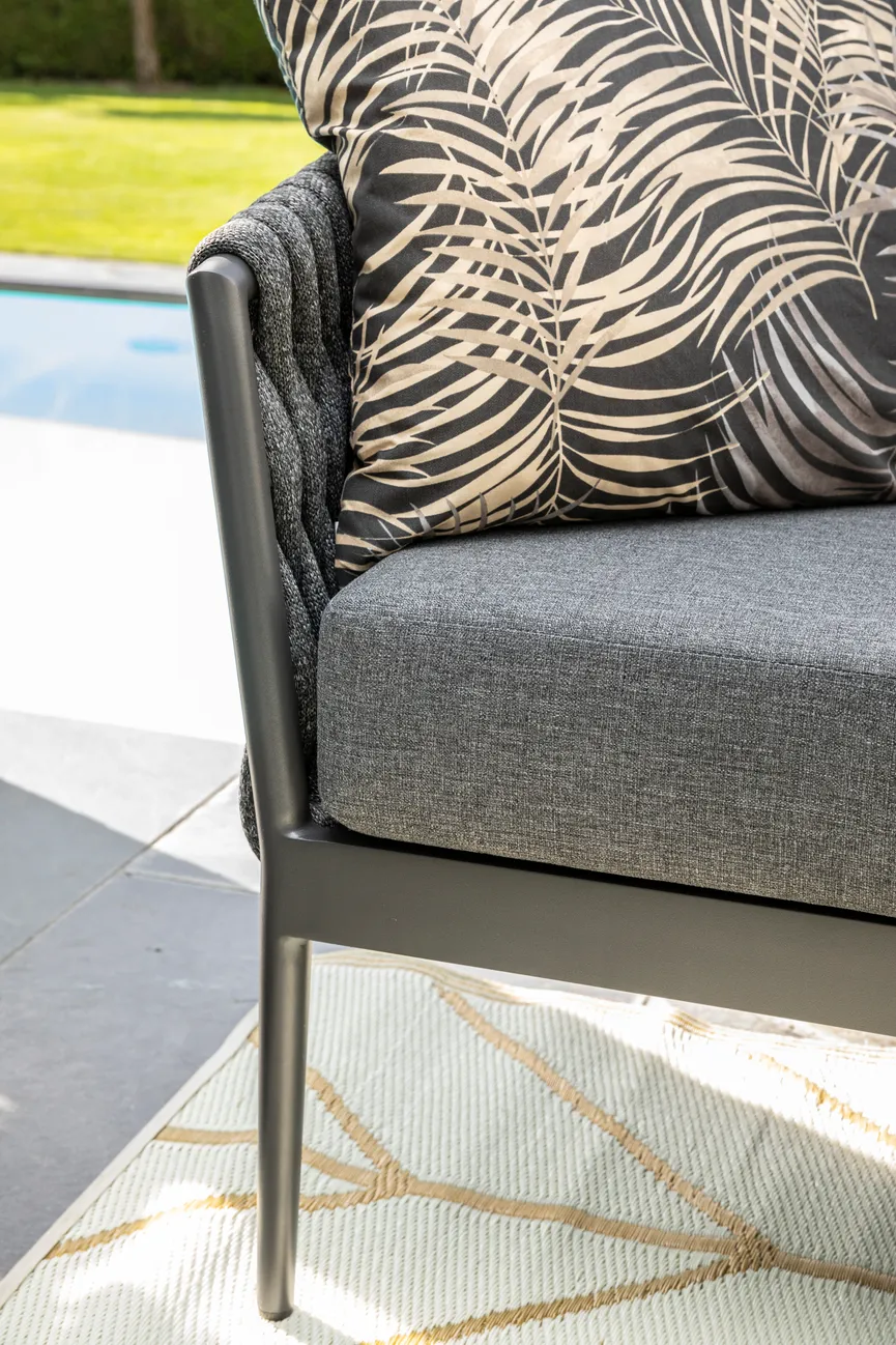 ** Ecklounge klein rechts detail