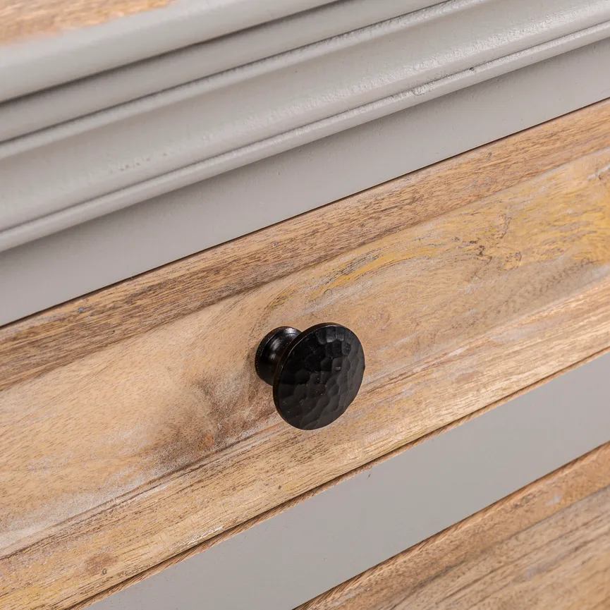Sideboard detail