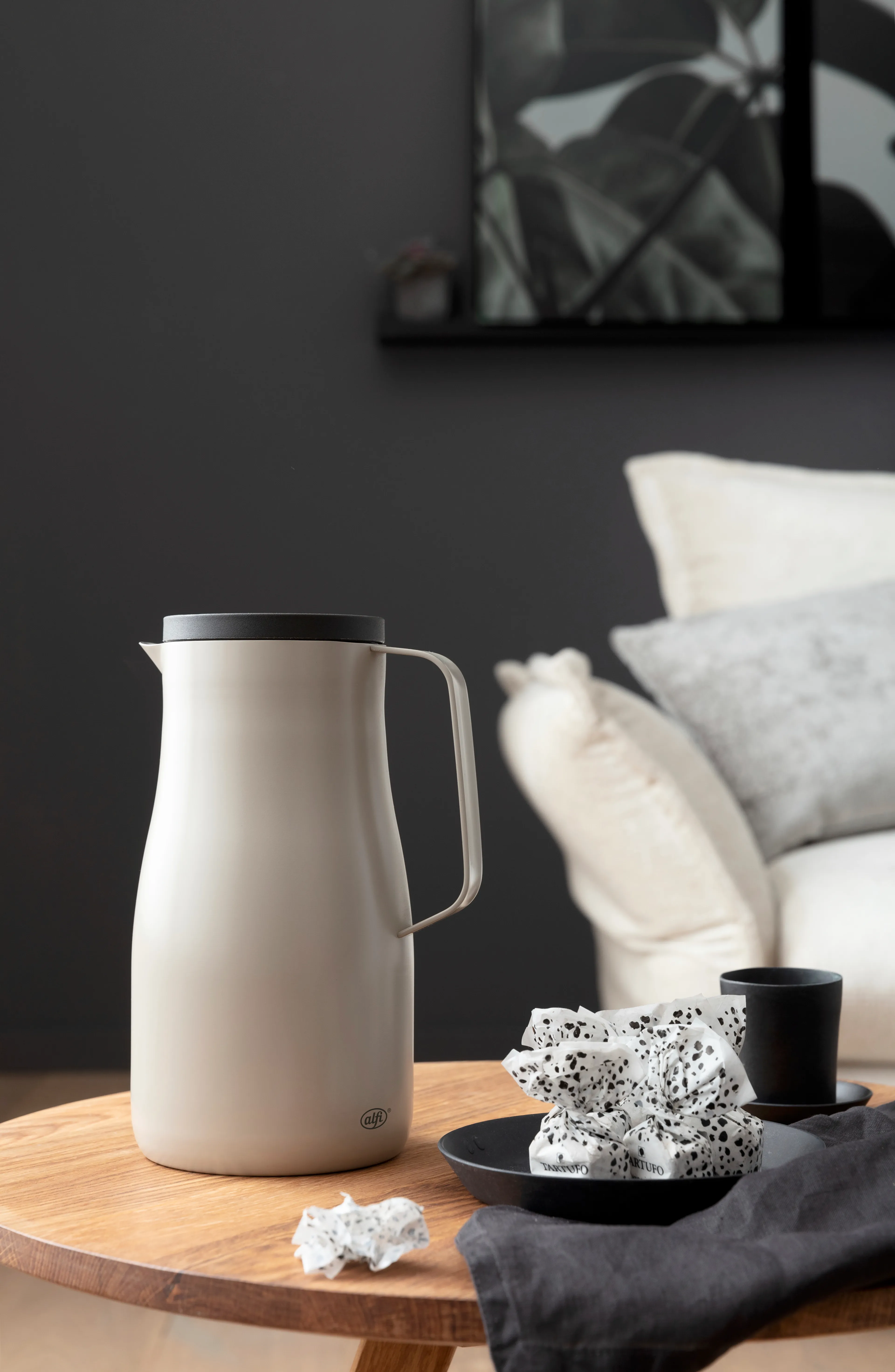 Isolierkanne Studio 1000 ml

