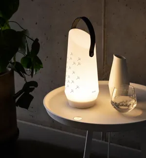LED-Akkutischleuchte