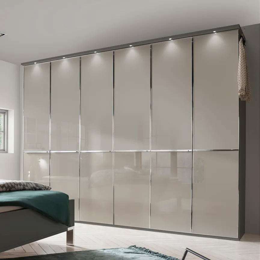 Kranzleiste, mit Beleuchtung detail