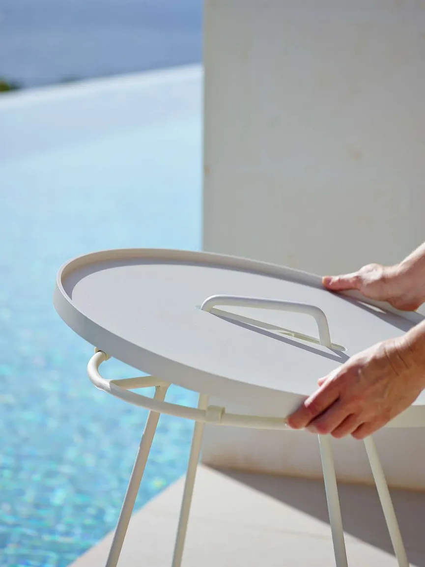 Beistelltisch klein detail