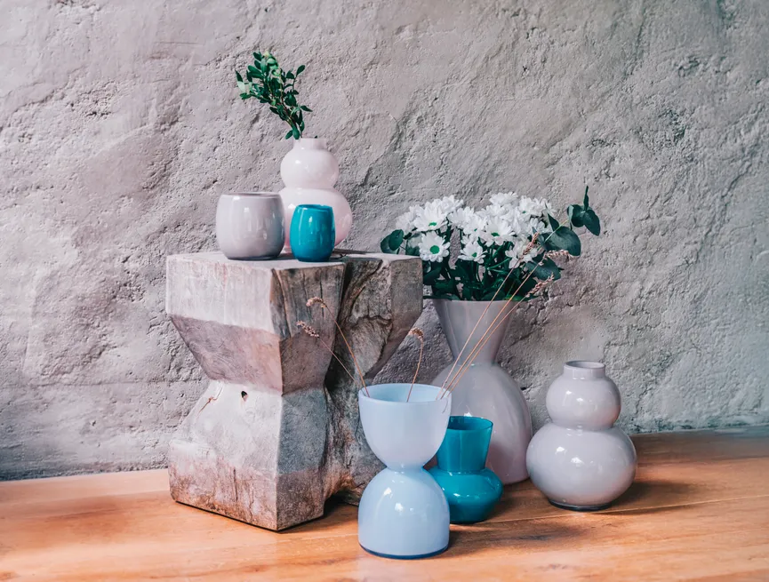 Vase "Sandglass" M light blue milieu