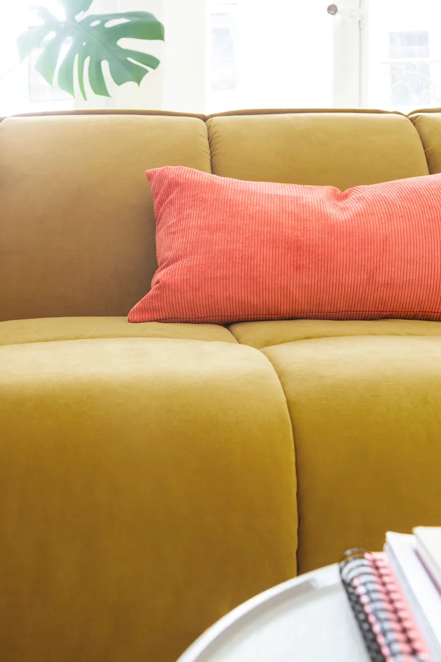 Sofa 2-sitzig detail