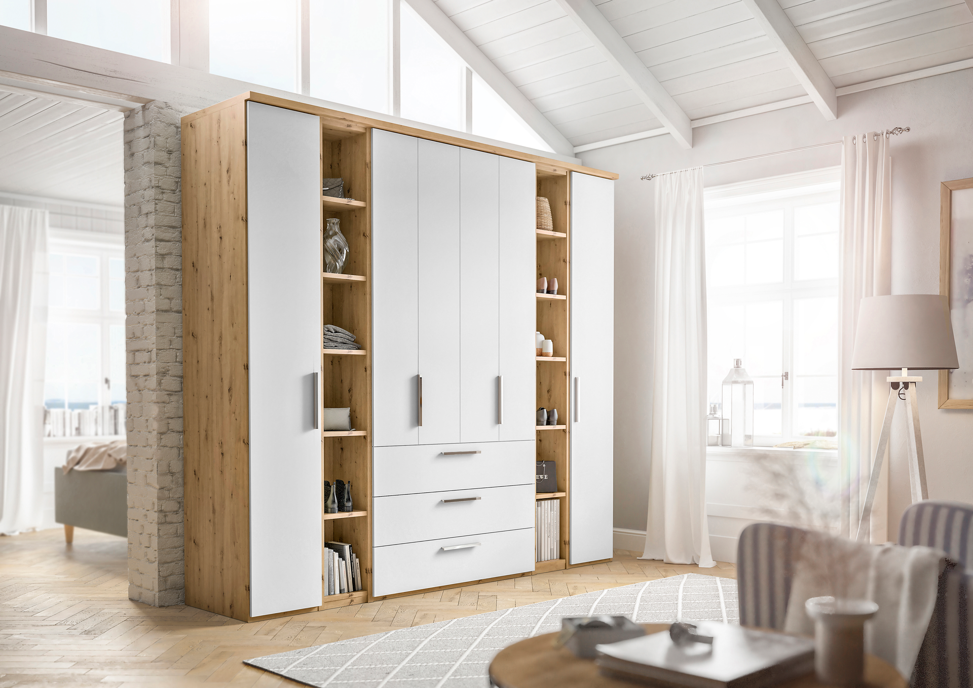 Kleiderschrank 
