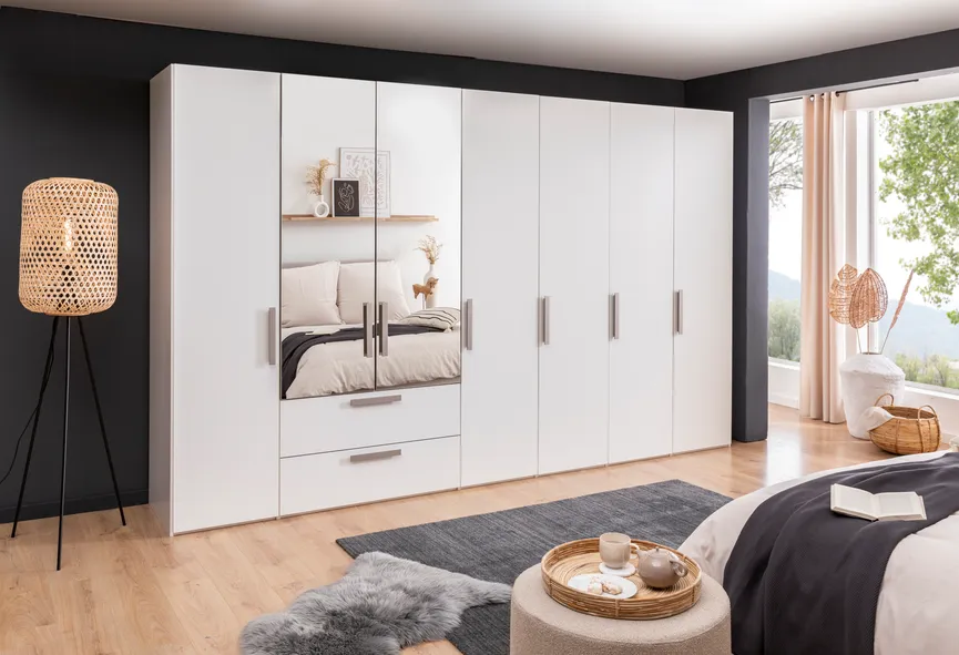 Drehtürenschrank milieu