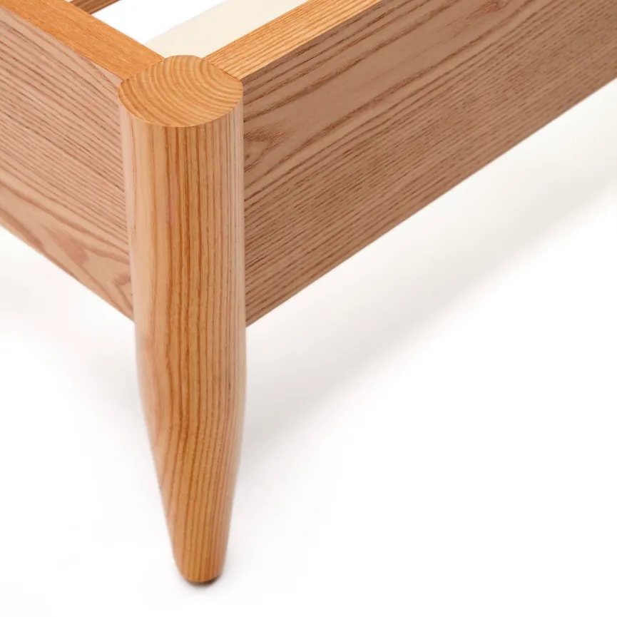Bett 160cm detail