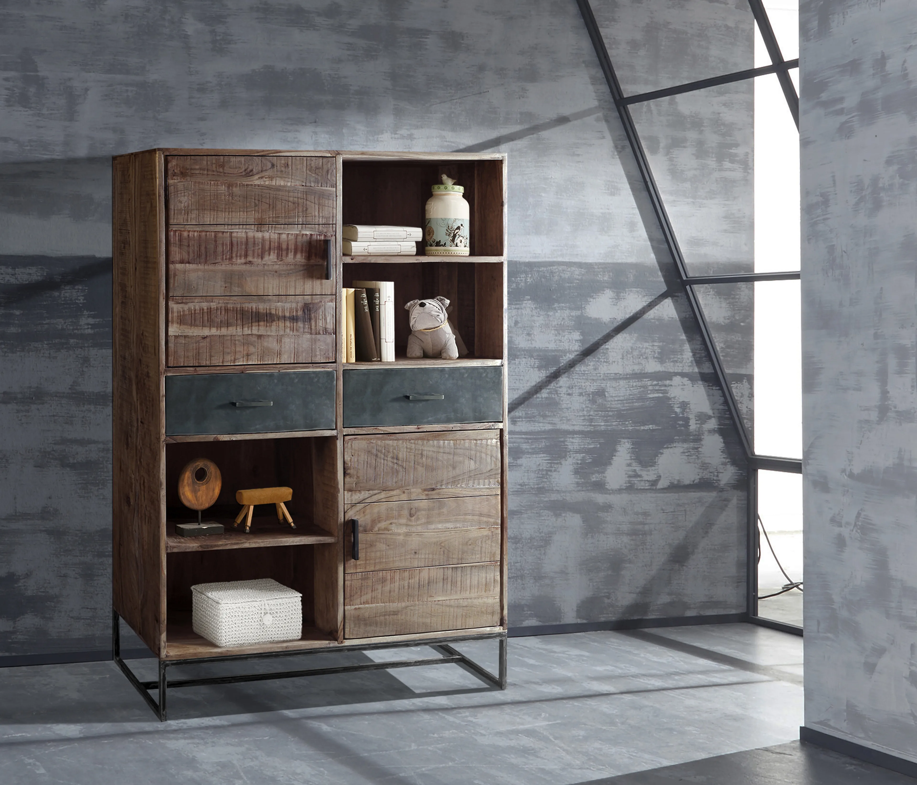 Highboard Spring