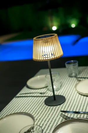 LED-Außentischleuchte