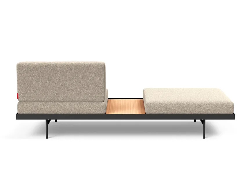 Sofa mit Eichetisch detail