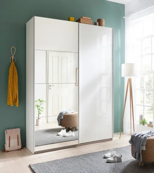Schwebetürenschrank 