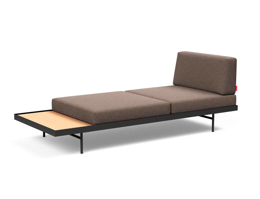 Sofa mit Eichetisch detail
