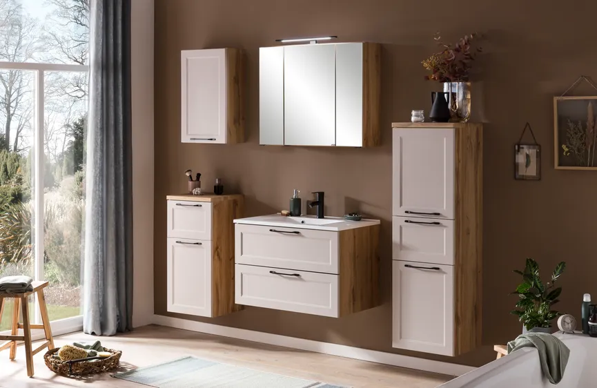 Spiegelschrank milieu
