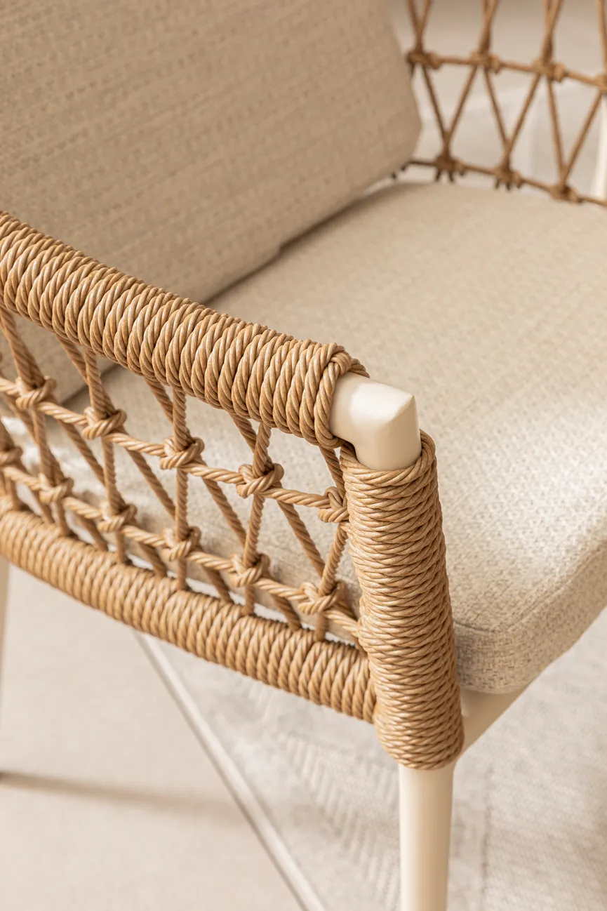 Armlehnstuhl stapelbar detail