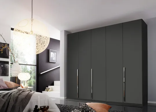 Kleiderschrank