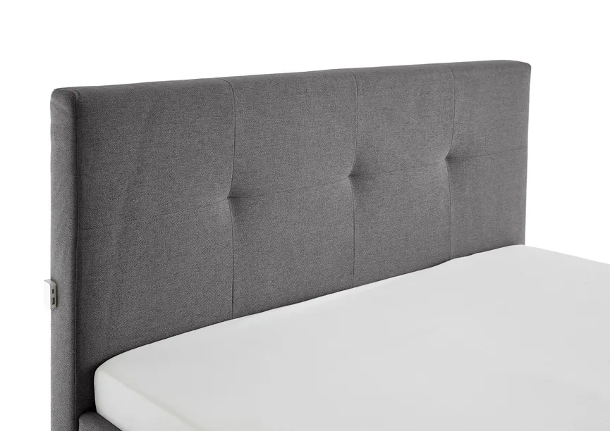 Polsterbett 140x200 detail