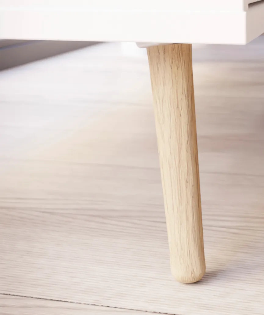 Kleiderschrank 3-trg. detail