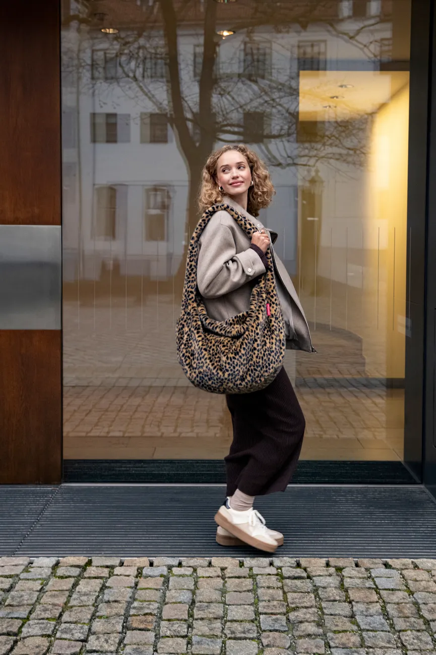 Moonbag "leo fake fur" milieu