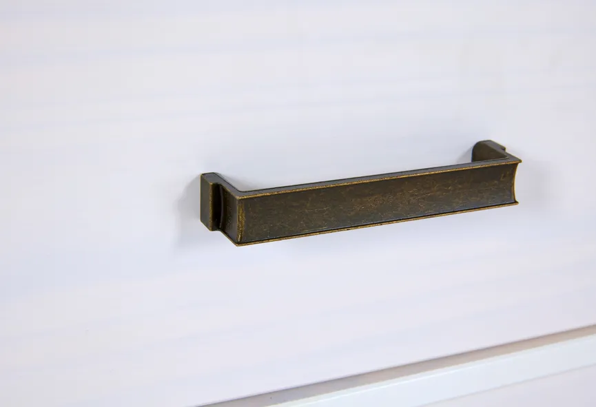 Lowboard detail