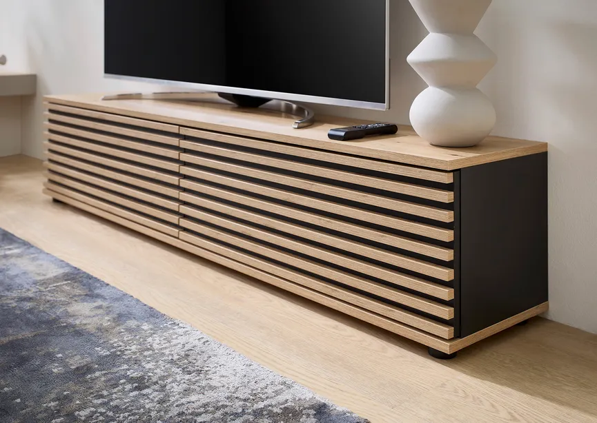 TV-Lowboard detail