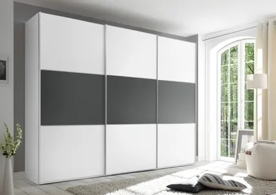 Schwebetürenschrank