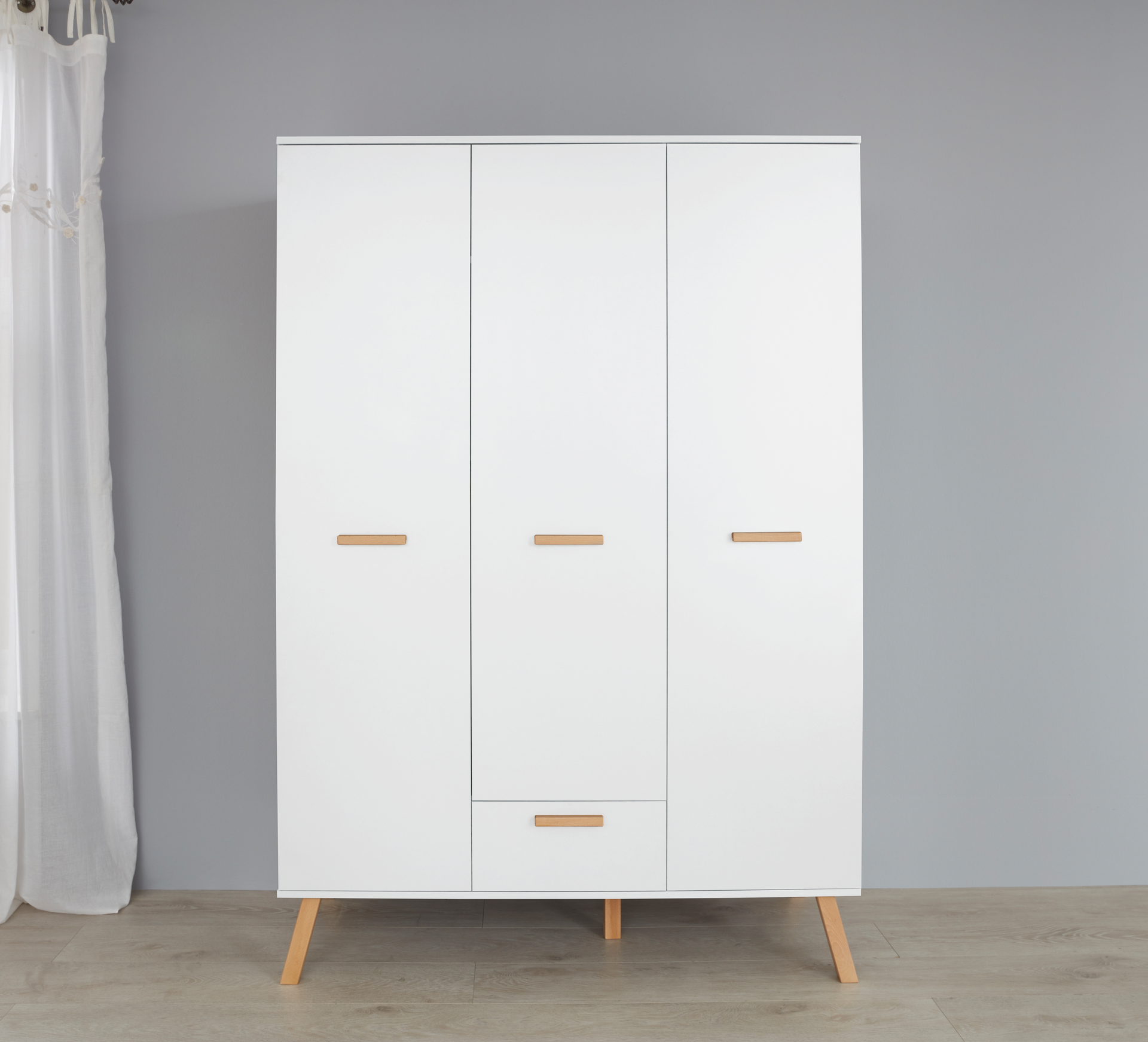 Kleiderschrank