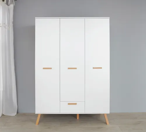 Kleiderschrank