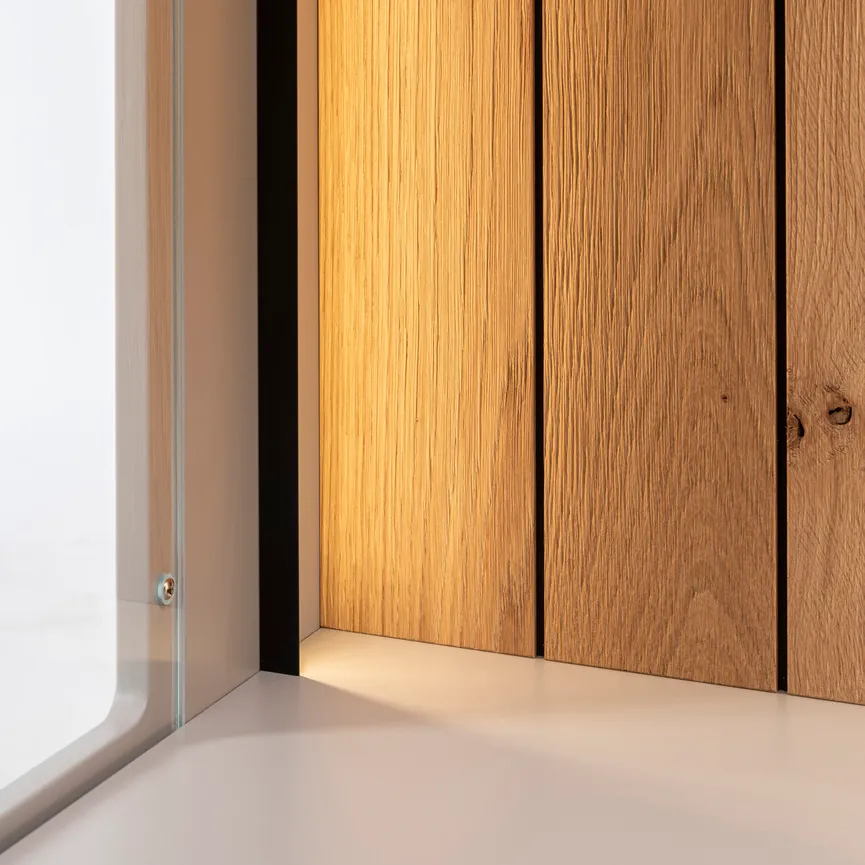 Vitrine rechts detail