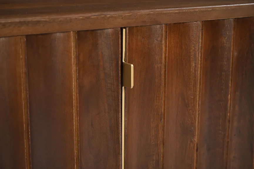 Lowboard detail
