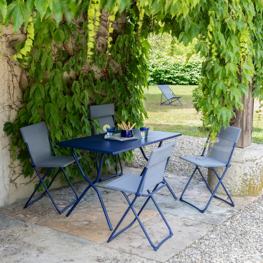 Tisch 120x70 cm milieu