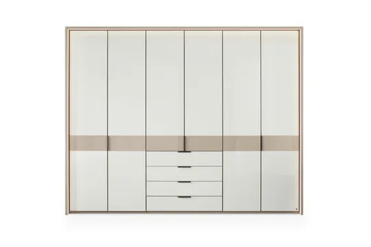 Kleiderschrank