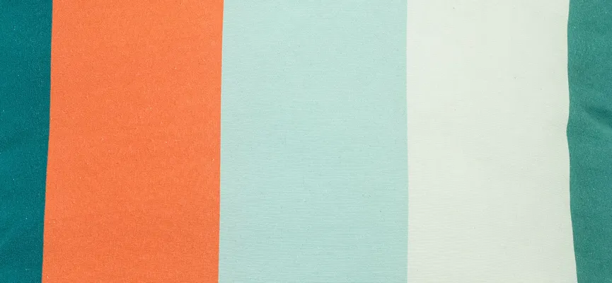 ** Zierkissen material_farbe