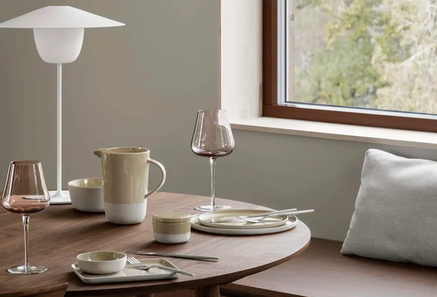 Rotweinglas "Belo" coffee milieu