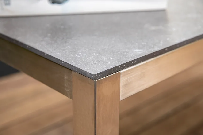 Tisch 160/220cm "ETNA" Edelsta detail