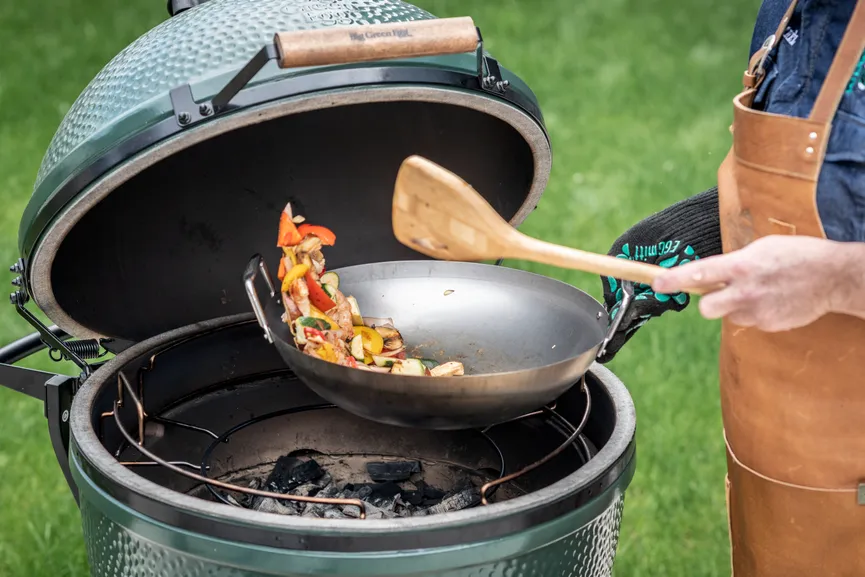 Carbon Steel Grill Wok detail