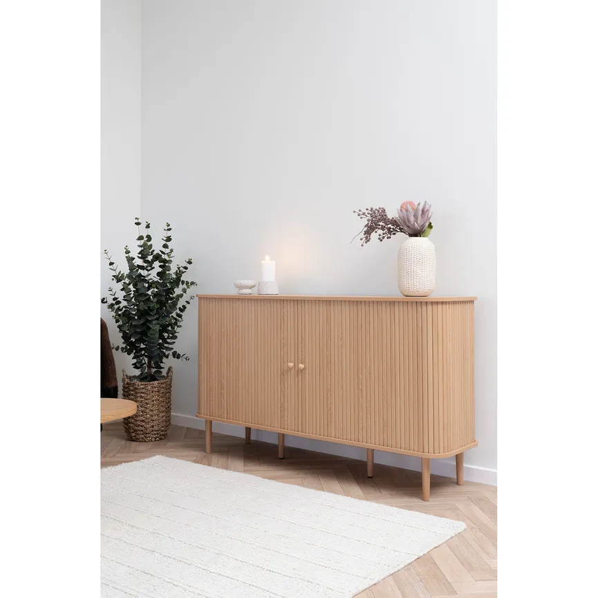 Sideboard milieu