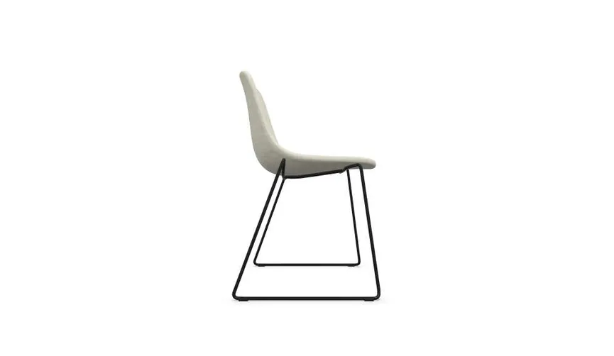 Stuhl Sled fully upholstered detail