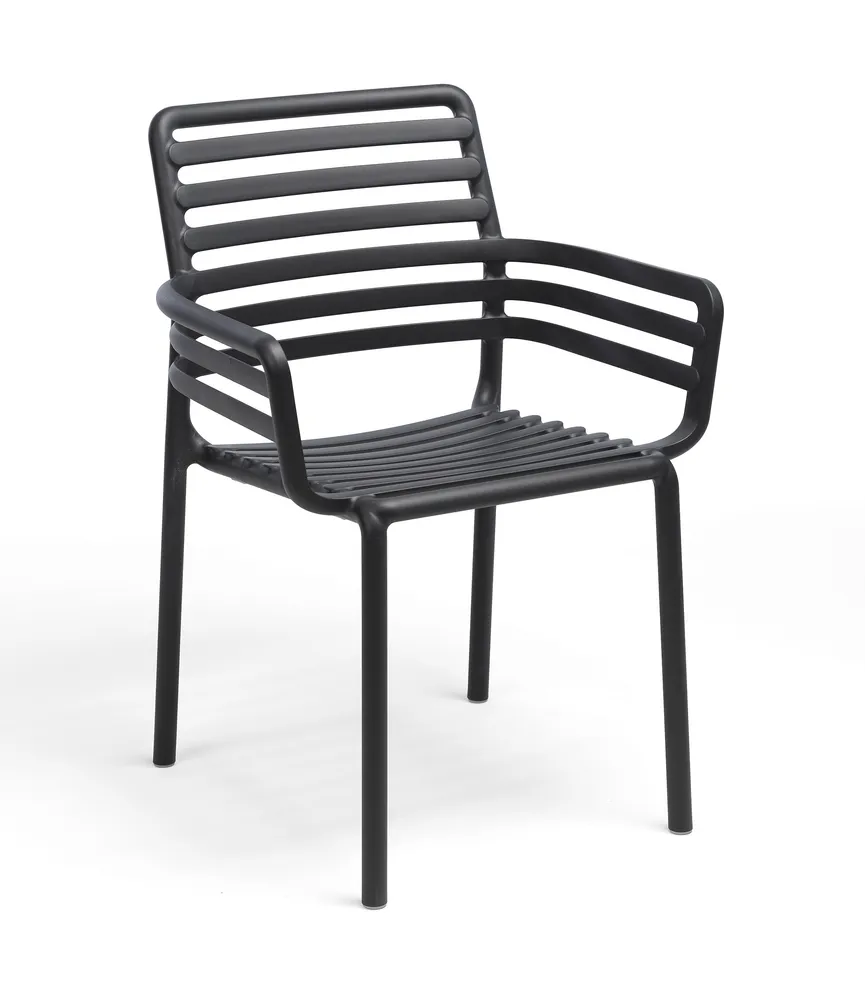 Armlehnenstuhl hauptaufnahme