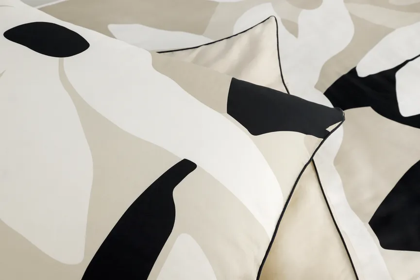 Satin-Bettw. Harmony 135x200 detail