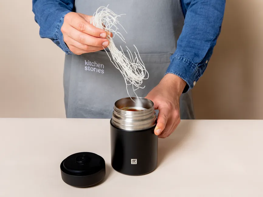 Speisegefäß 700 ml schwarz dimensionsmarker