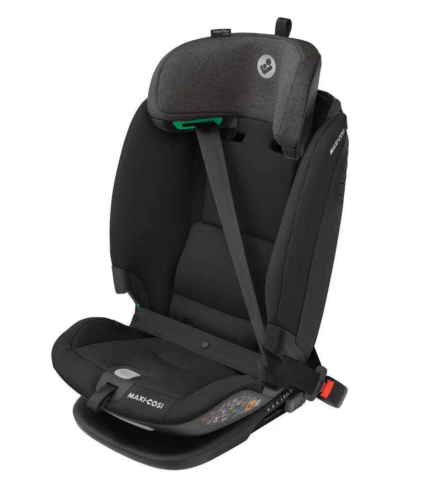 TITAN PLUS i-Size, Black detail